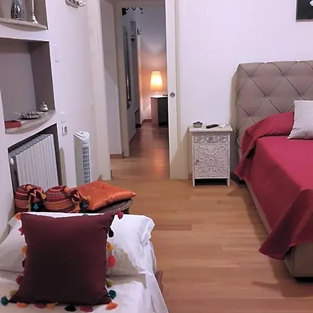 Le Stanze Di Penelope Bed and Breakfast Σαλέρνο